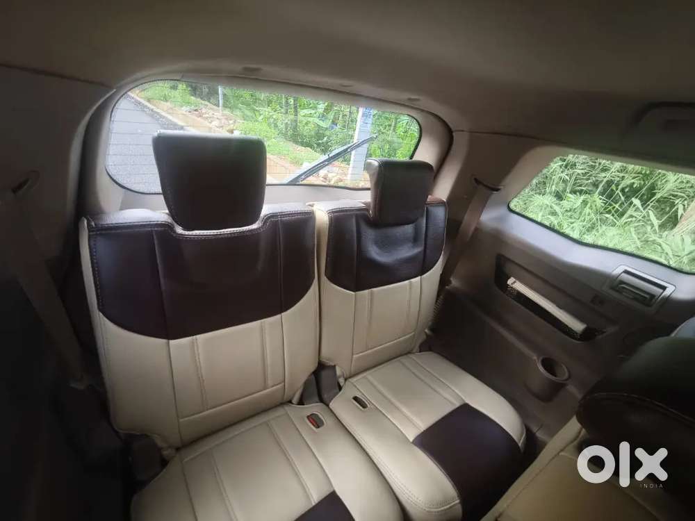 Well Maintained Mahindra Xuv500 2014 Diesel Manual