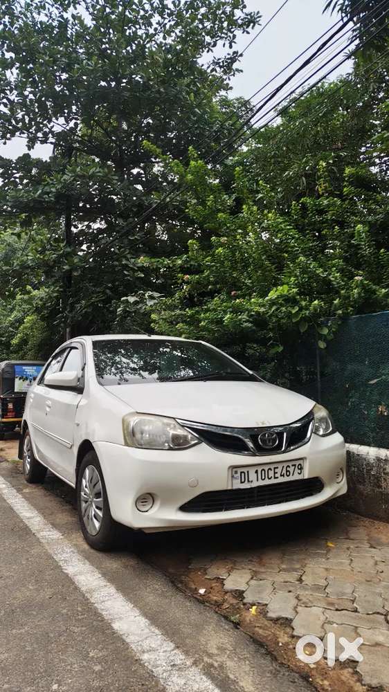 2013,toyota Etios - Mileage 14- 16 Kmpl.