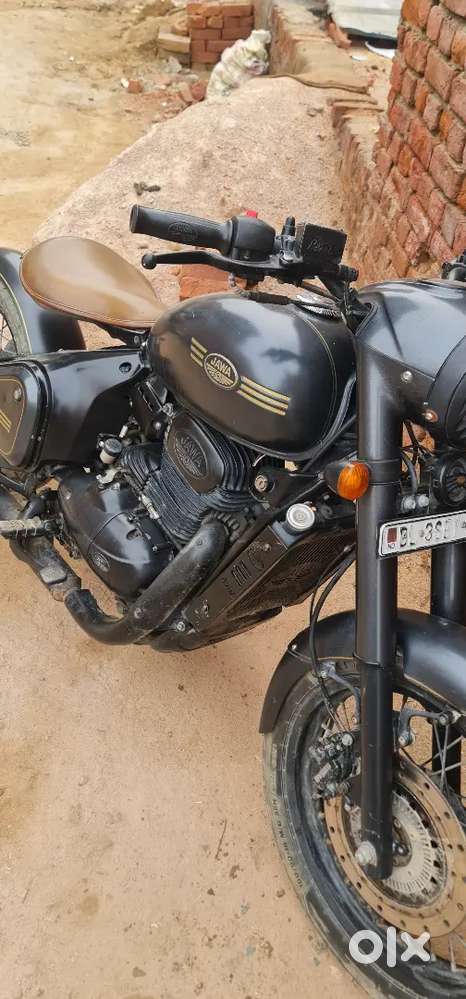 Jawa Perak 2022 bike