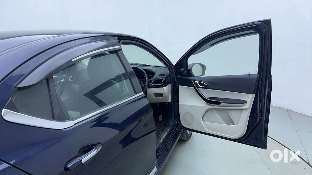 Tata Tigor Xza Plus, 2022, Petrol