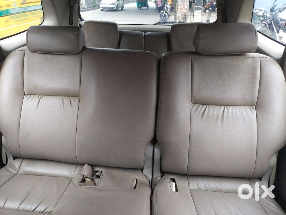 Toyota Innova 2.5 Vx 8 Str, 2011