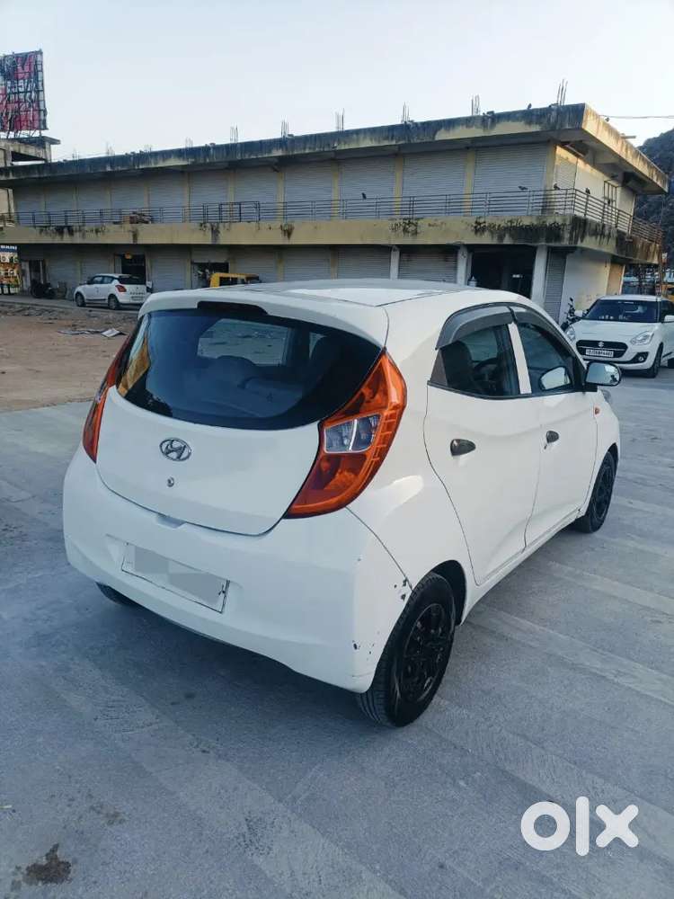 Hyundai Eon 2012 Cng & Petrol 81000 Km Drive