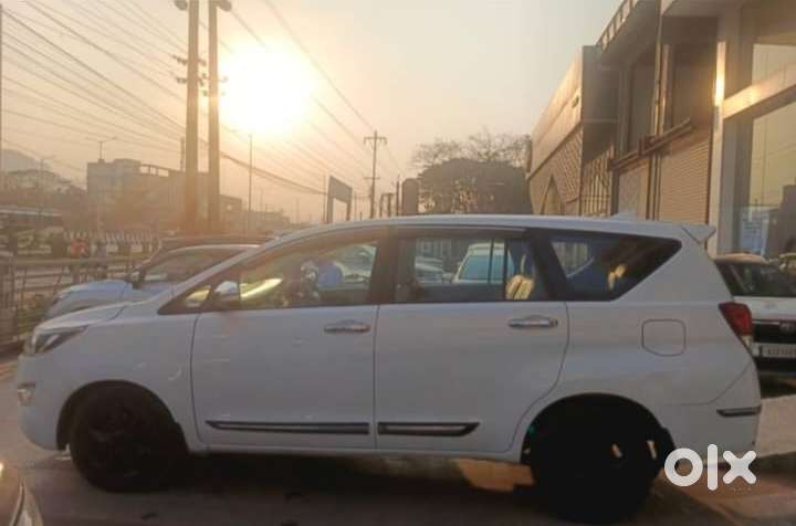 Toyota Innova Crysta 2.4 G Mt, 2019, Diesel
