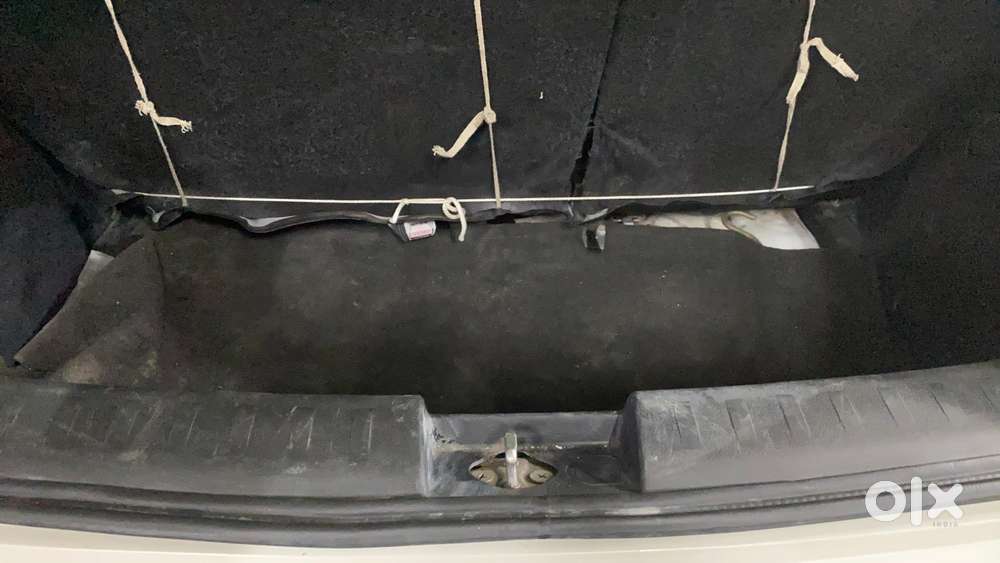 Maruti Suzuki Swift Zxi, 2015, Petrol