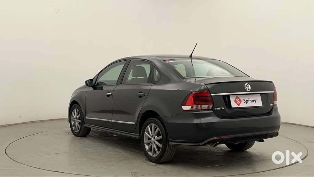 Volkswagen Vento 1.6 Highline, 2021, Petrol