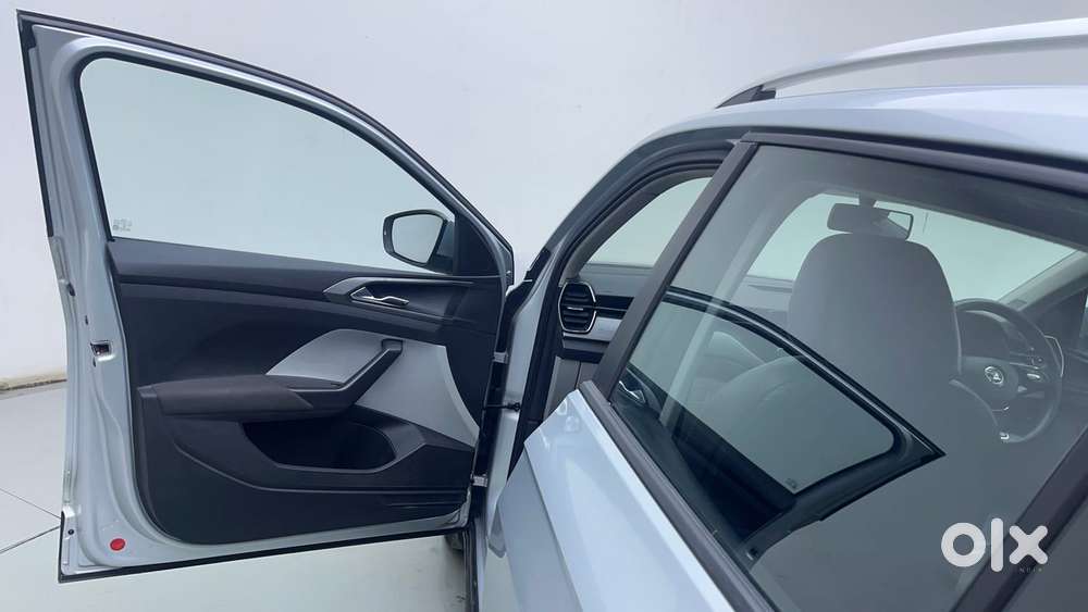 Skoda Kushaq Ambition 1.0l Tsi Mt, 2023, Petrol