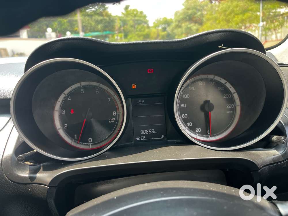 Maruti Suzuki Swift Vxi Abs Bsiv, 2020, Petrol