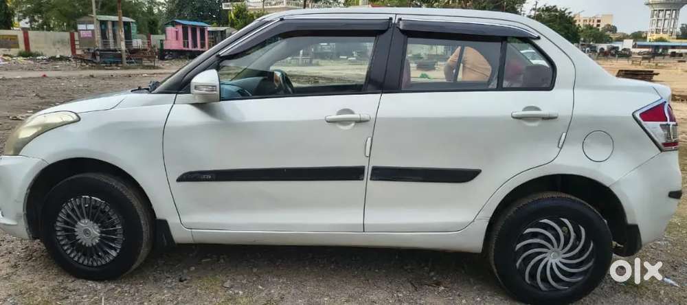 Maruti Suzuki Swift Dzire 2015 Petrol 66000 Km Driven