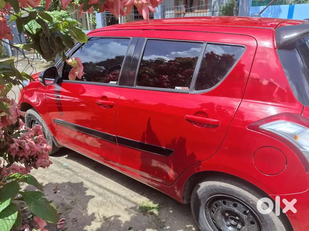Maruti Suzuki Swift 2016