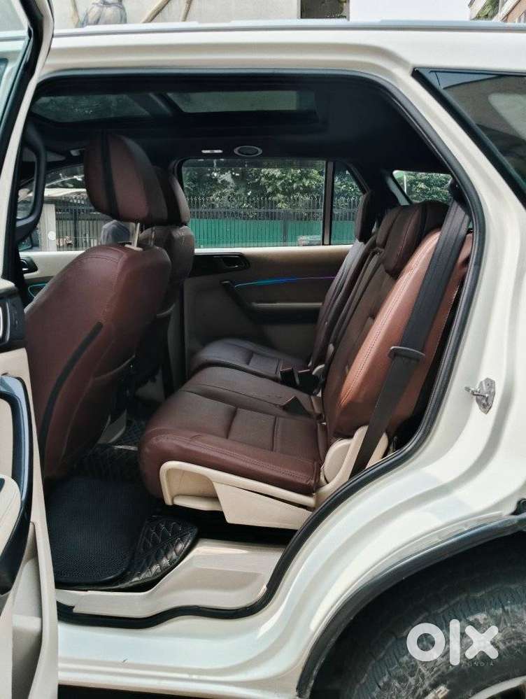 Ford Endeavour 2.2 Titanium At 4x2, 2018, Diesel