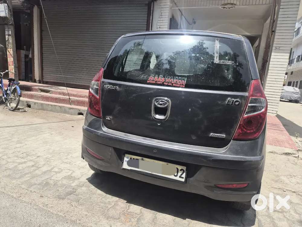 Hyundai I10 2012 Petrol 75000 Km Driven