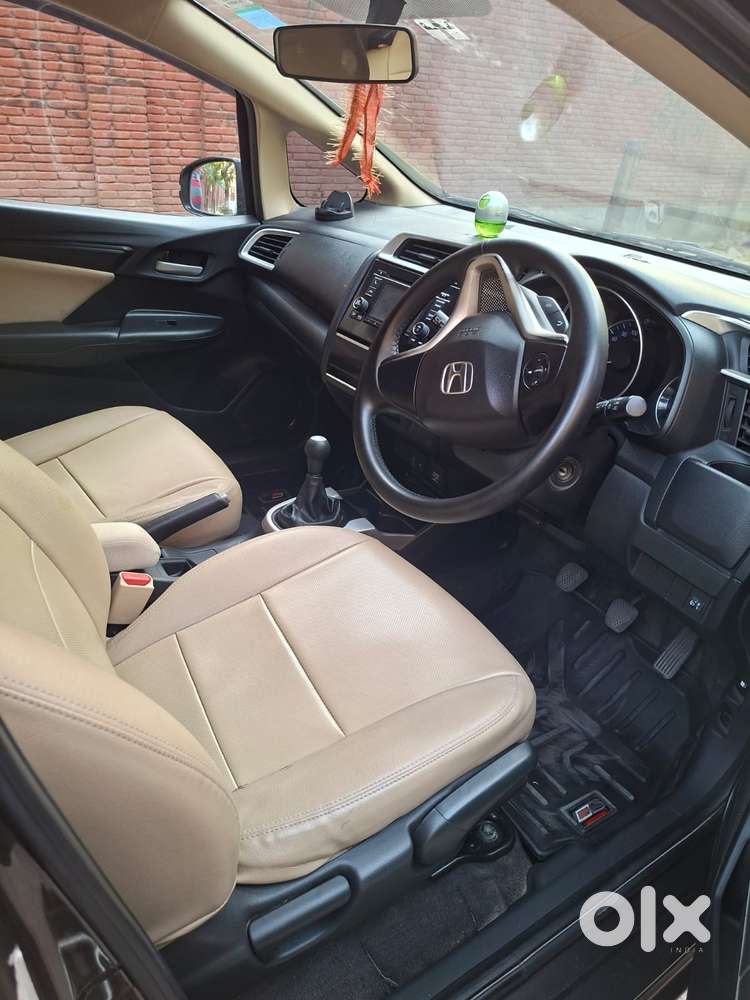 Honda Jazz V Mt Privilege, 2019, Petrol
