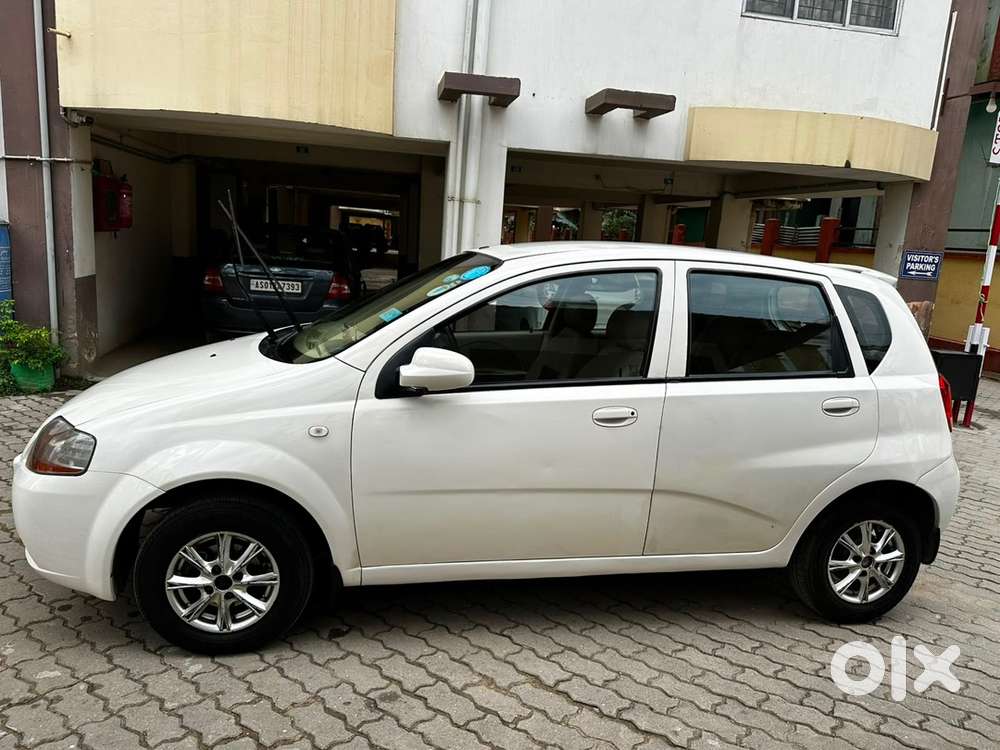 Chevrolet Petrol Car 2010