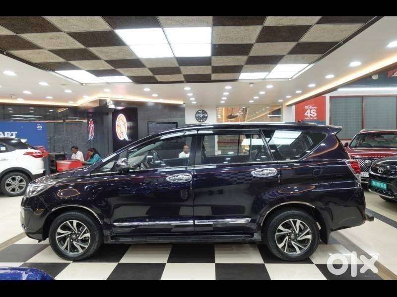 Toyota Innova Crysta [2020-ongoing] 2.4 Gx 7 Str, 2021, Diesel