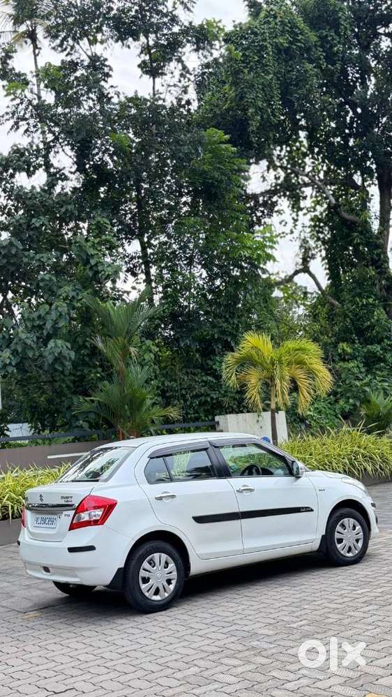 Maruti Suzuki Swift Dzire 1.3 Vxi, 2012, Petrol