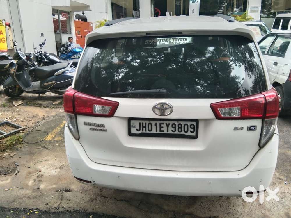 Toyota Innova Crysta