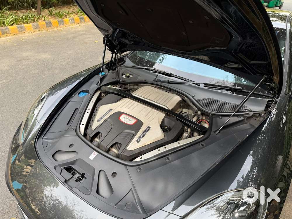 2017 Porsche Panamera Turbo 971 V8 Twin Turbo  550 Hp