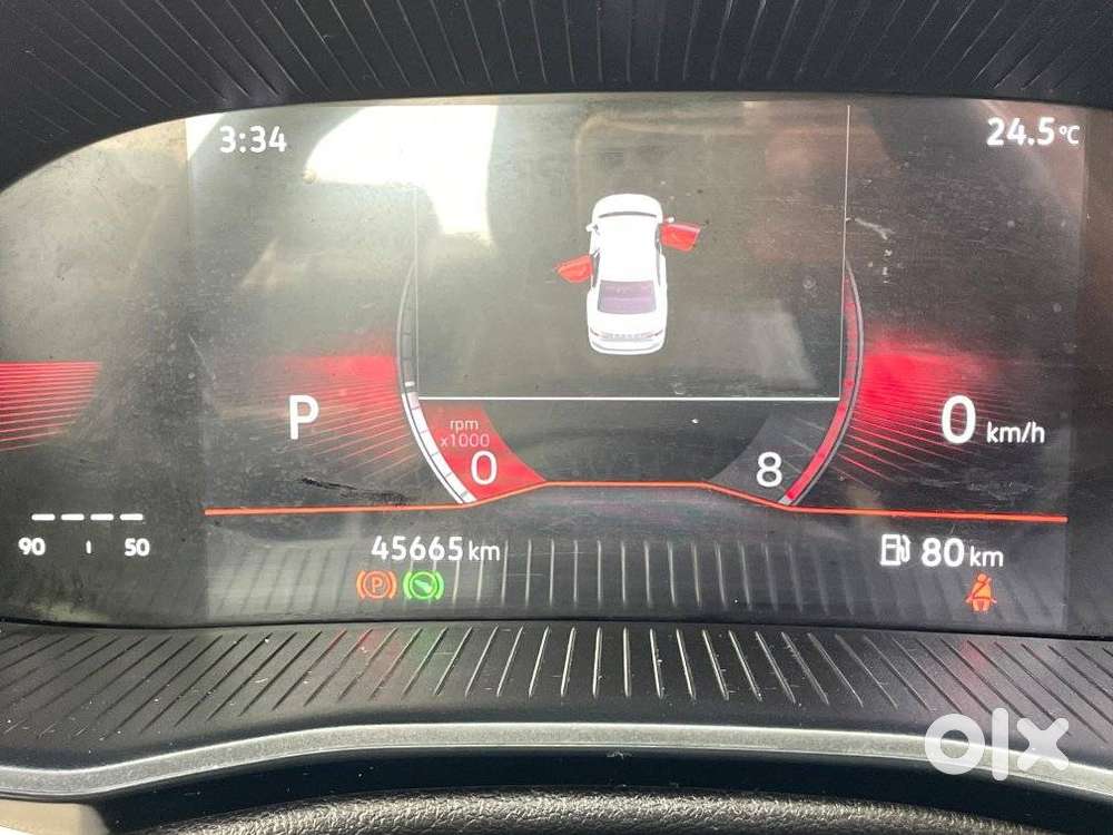 Skoda Slavia 1.5 Tsi Style At, 2023, Petrol