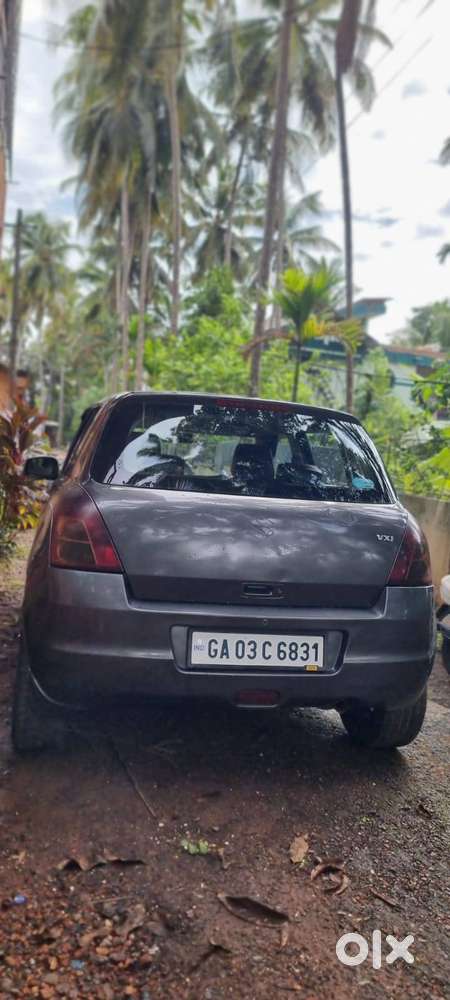 Maruti Suzuki Swift Lxi 2011
