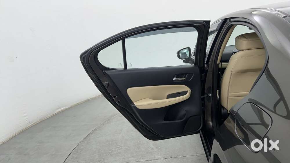 Honda City 1.5 Zx Cvt I-vtec, 2021, Petrol