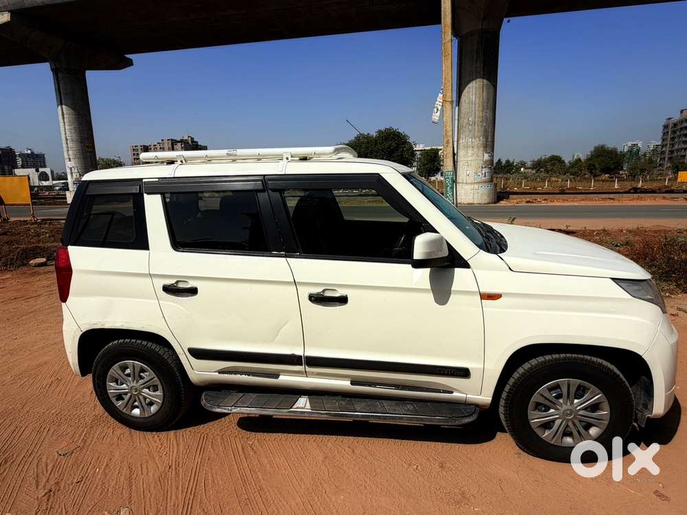 Mahindra Tuv 300 2018 Diesel Well Maintained