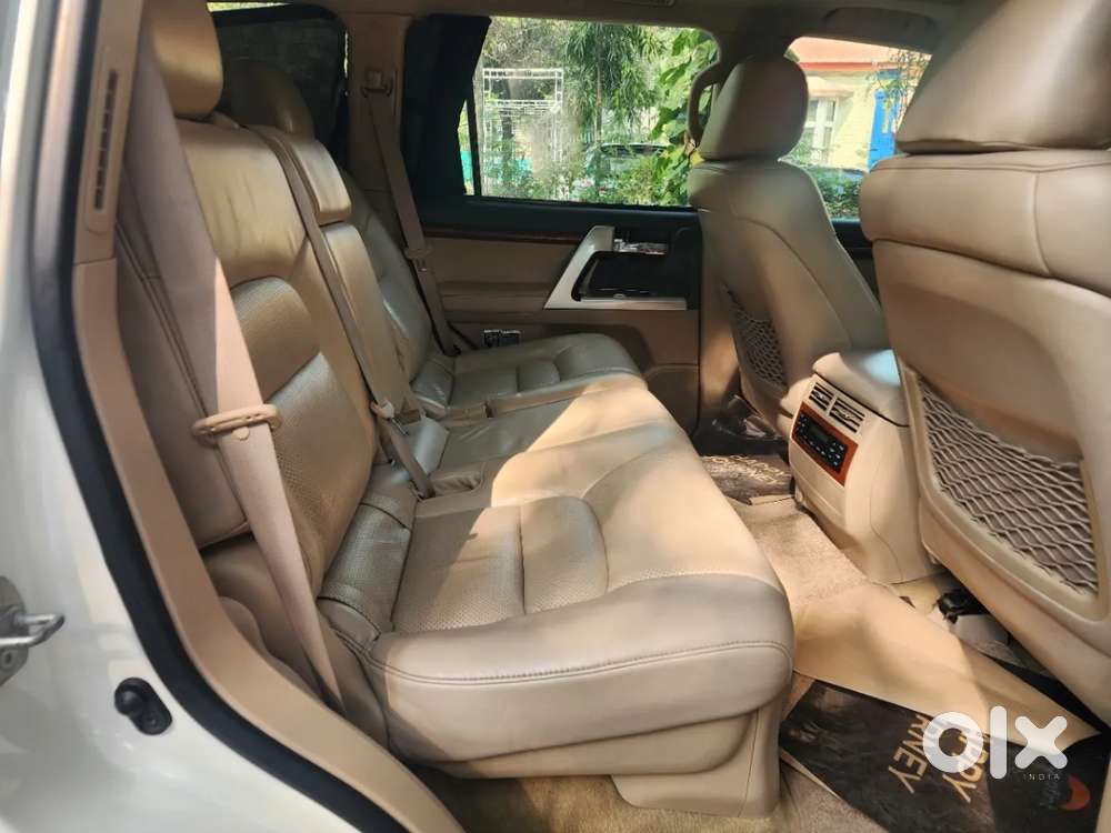 Toyota Land Cruiser [ ] 4.5 Vx Lc 200, 2015, Diesel