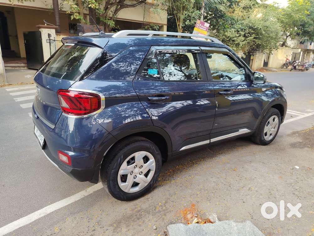 Hyundai Venue S Mt 1.2 Kappa, 2022, Petrol
