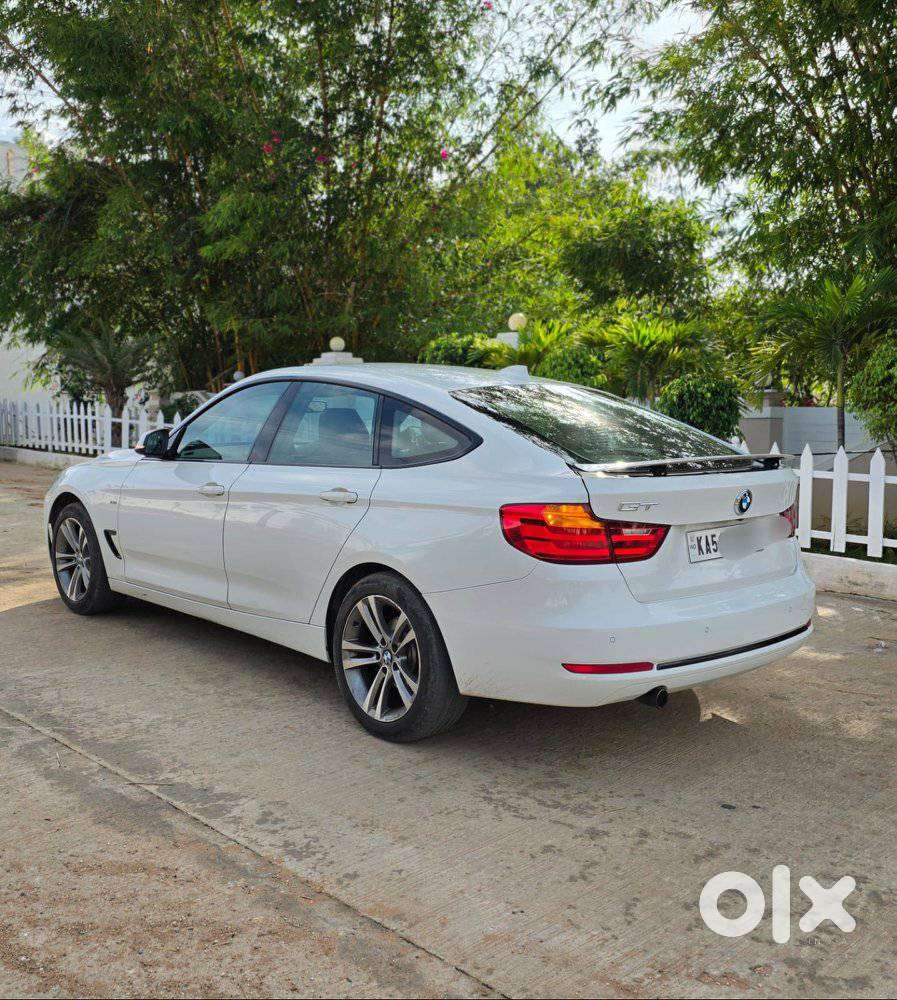 BMW 3 Series GT 320d Luxury Line, 2015, Diesel