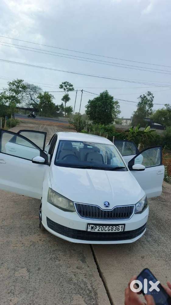 Skoda Rapid Monte Carlo 1.6 Mpi, 2017, Petrol