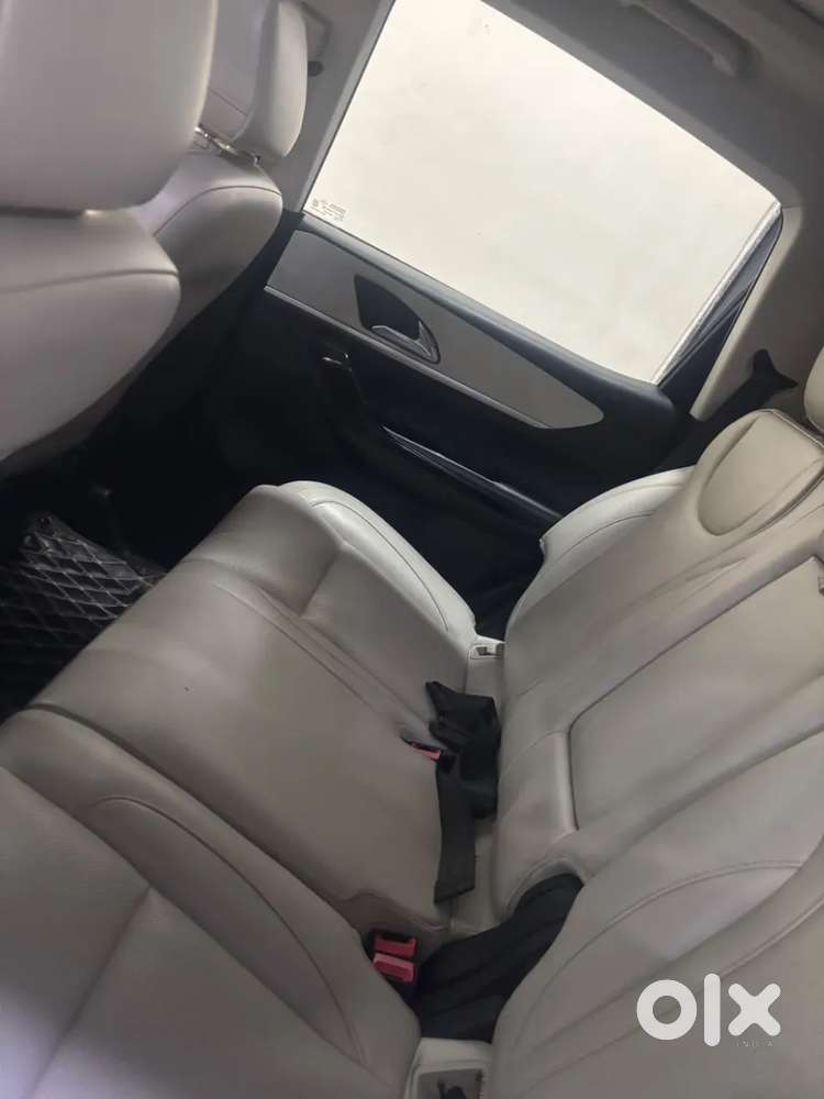 Mahindra Xuv700 2.2 Ax 7 Diesel Mt Str, 2023, Diesel