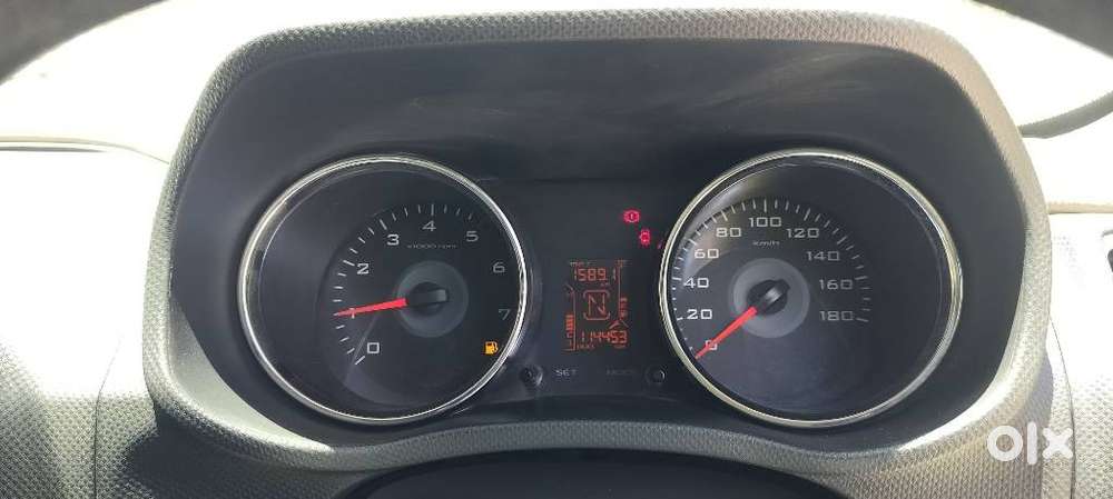 Mahindra Tuv 300 T10, 2020, Diesel