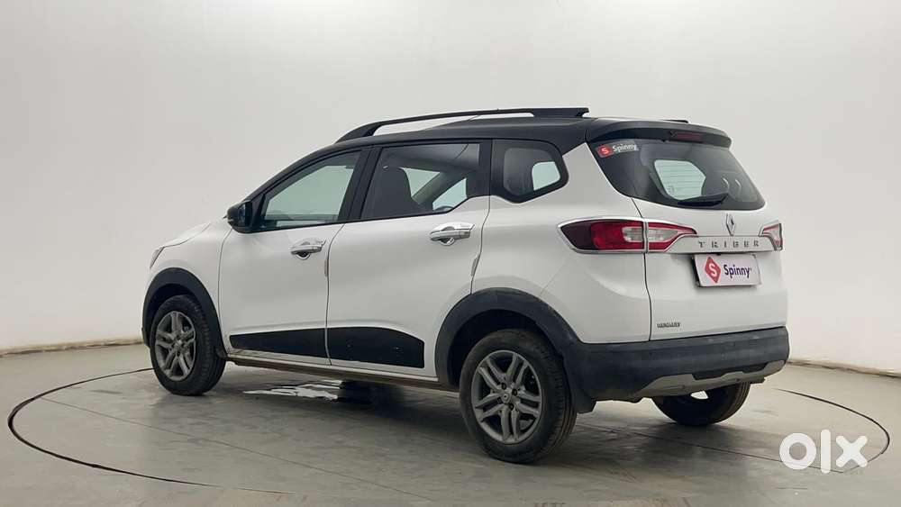 Renault Triber 1.0 Rxz Dual Tone, 2022, Petrol