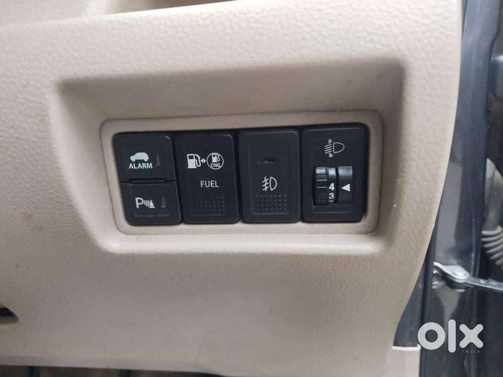 Maruti Suzuki Ertiga Vxi Cng, 2017, Petrol