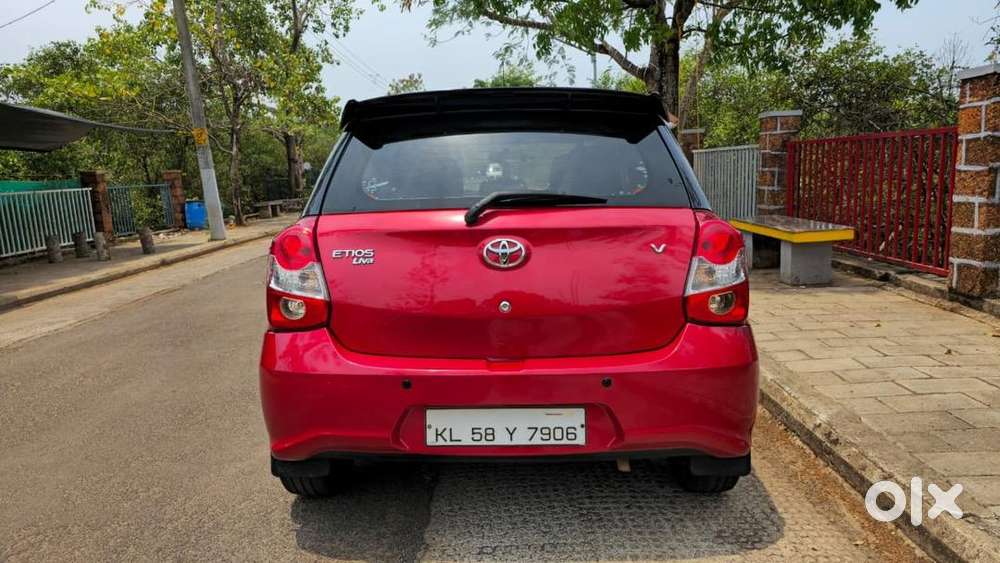 Toyota Etios Liva 2018 Petrol Well Maintained