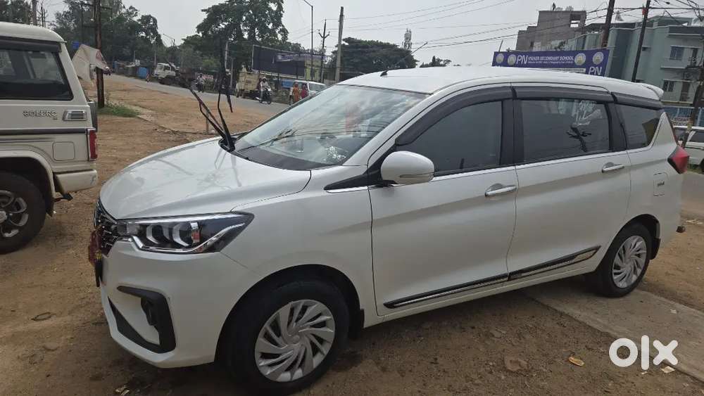 Maruti Suzuki Ertiga 2024 Petrol Well Maintained