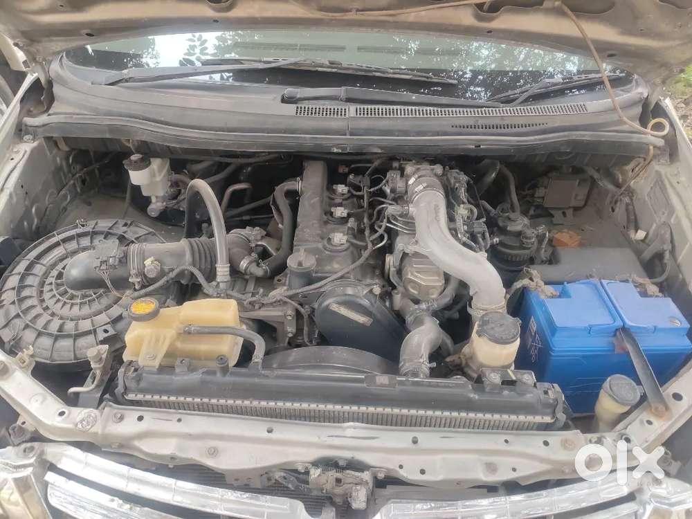 Toyota Innova 2011 Diesel 302000 Km Driven
