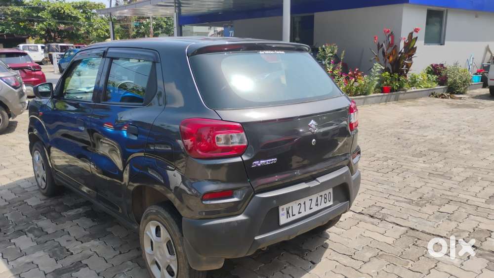 Maruti Suzuki S-presso Vxi Opt, 2024, Petrol