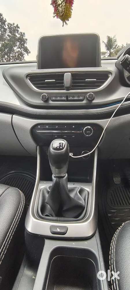 2020 Tata Altroz Xz (top Variant) For Sale.