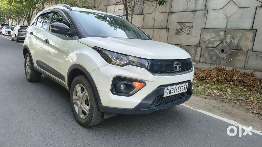 Tata Nexon 1.5 Revotorq Xma Amt (s), 2021, Petrol