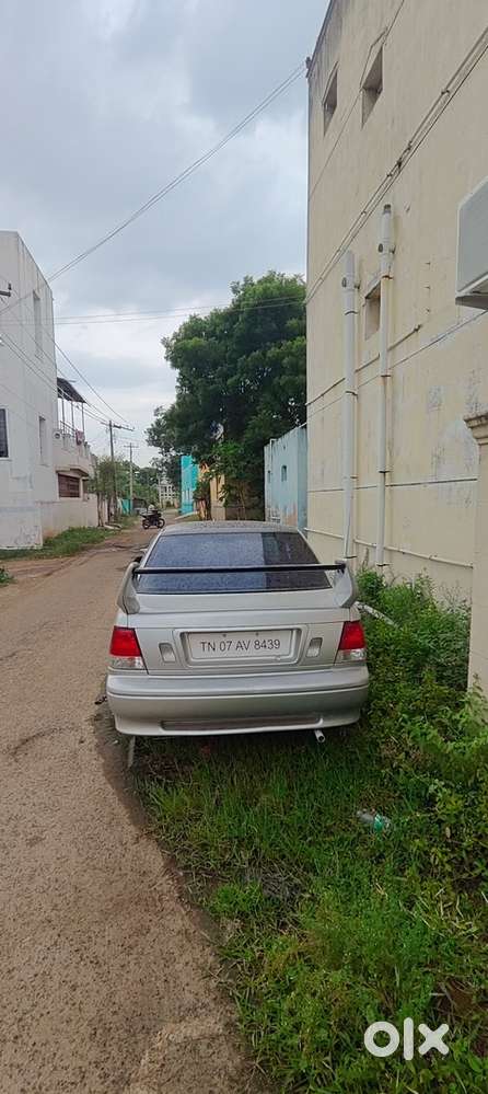 Maruti Suzuki Esteem 2006