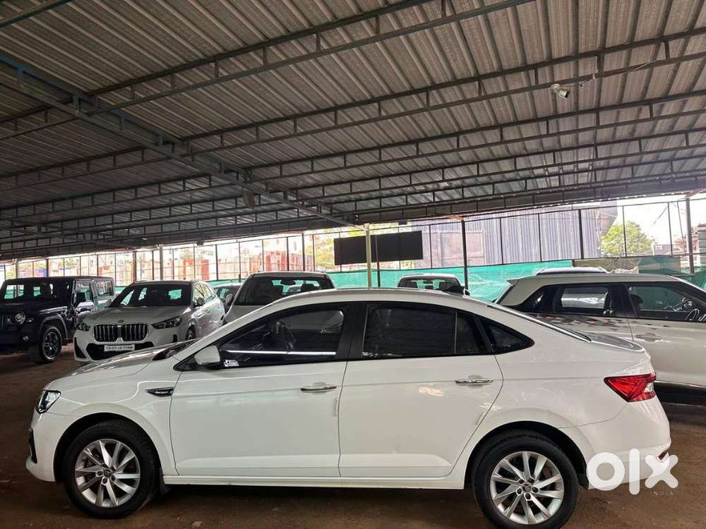 Skoda Slavia Ambition 1.5l Tsi Dsg, 2023, Petrol