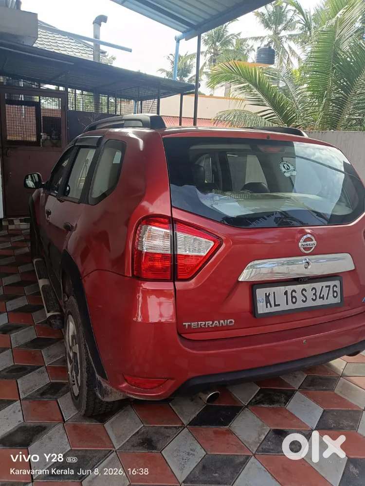 Nissan Terrano 2017 Diesel 67000 Km Driven