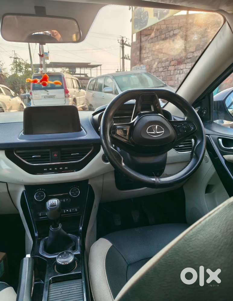 Tata Nexon Petrol Well Maintained