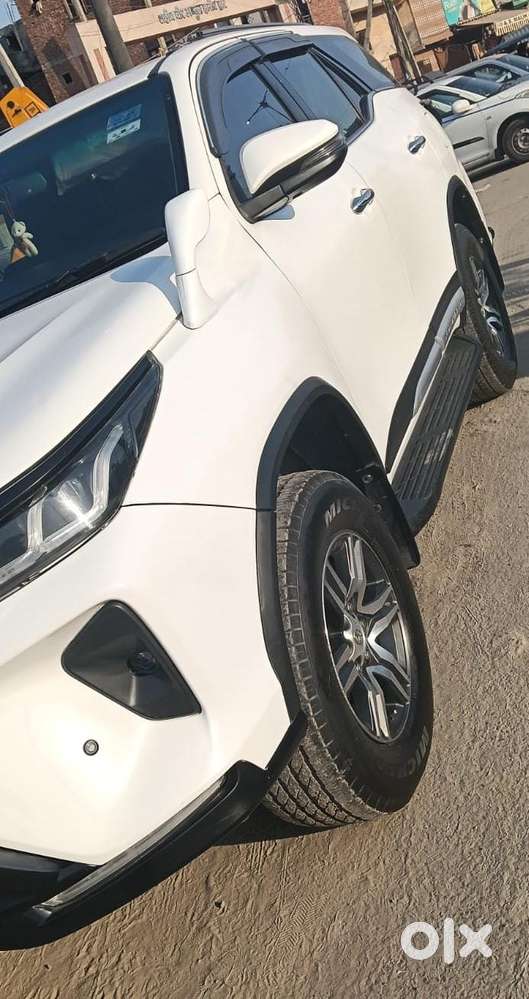 Toyota Fortuner 3.0 4x2 Automatic, 2022, Diesel