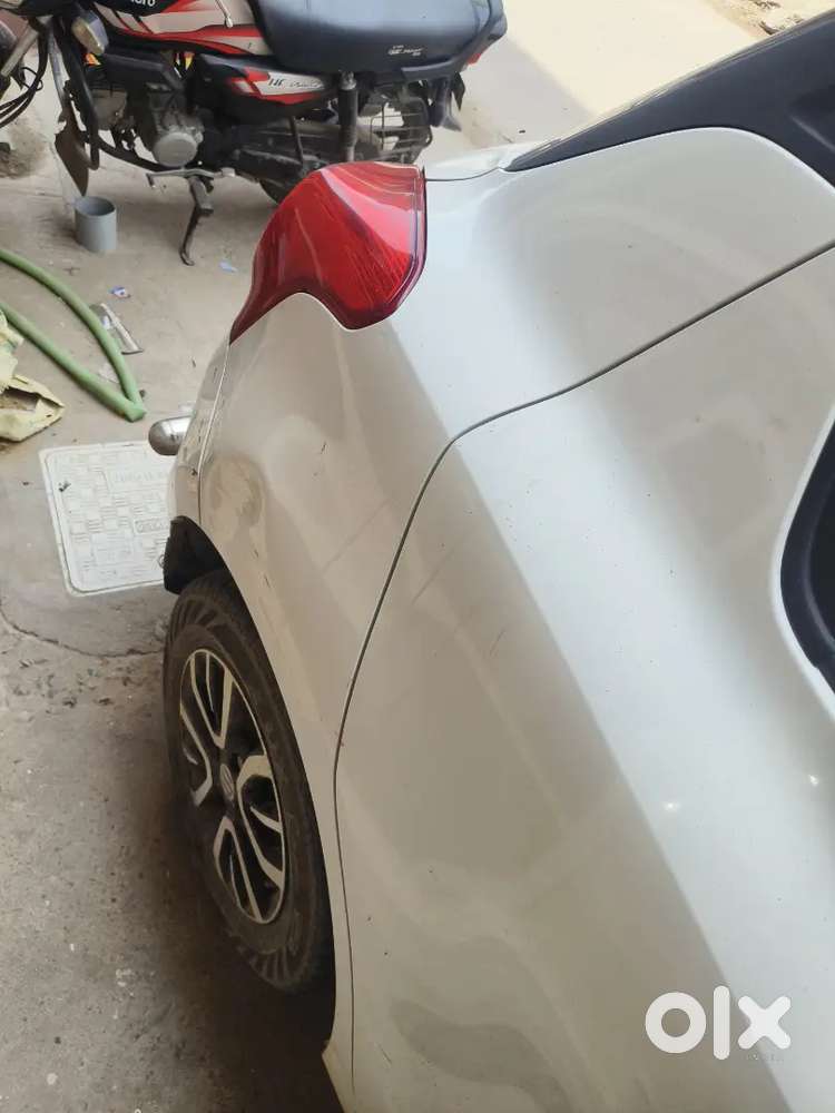 Maruti Suzuki Swift Vxi 2021