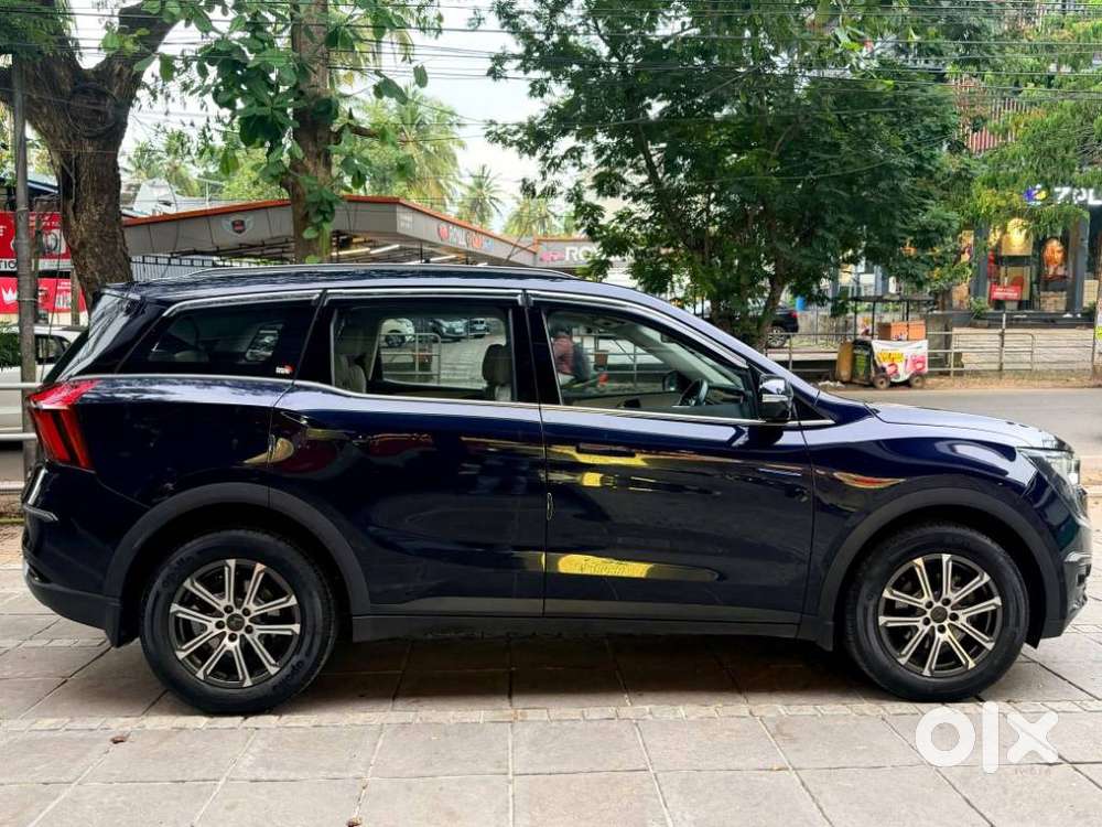 Mahindra Xuv700 2.0 Ax 7 Petrol At Luxury Pack Str, 2023, Petrol