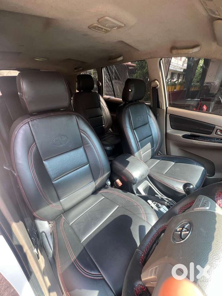 Toyota Innova 2015 Diesel 108000 Km Driven