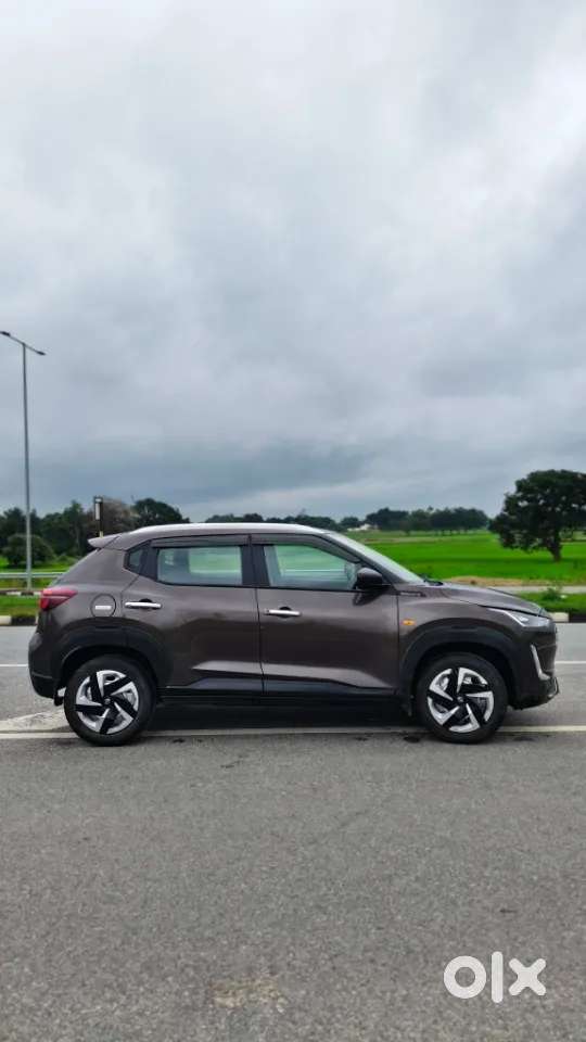 Nissan Magnite 1.0 Xv, 2022, Petrol