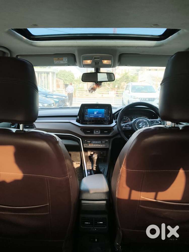 Maruti Suzuki Brezza 1.5 Zxi Plus Smart Hybrid, 2022