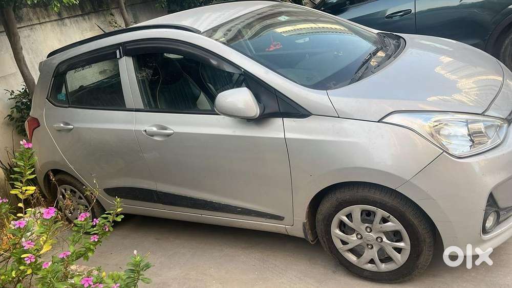 Hyundai Grand I10 2017 Petrol 50000 Km Driven